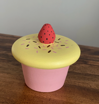 Wooden Cupcake Set
